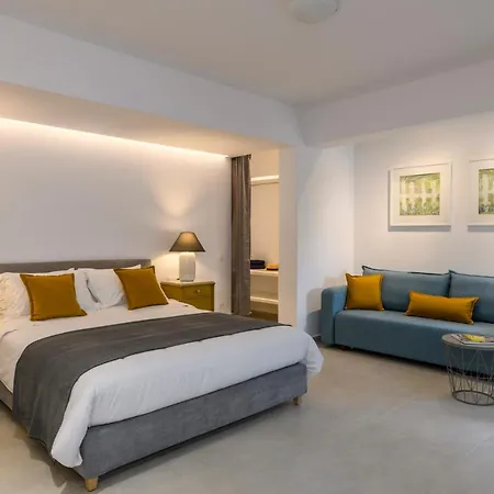 Blueisla Grey Town Mykonos Apartment *